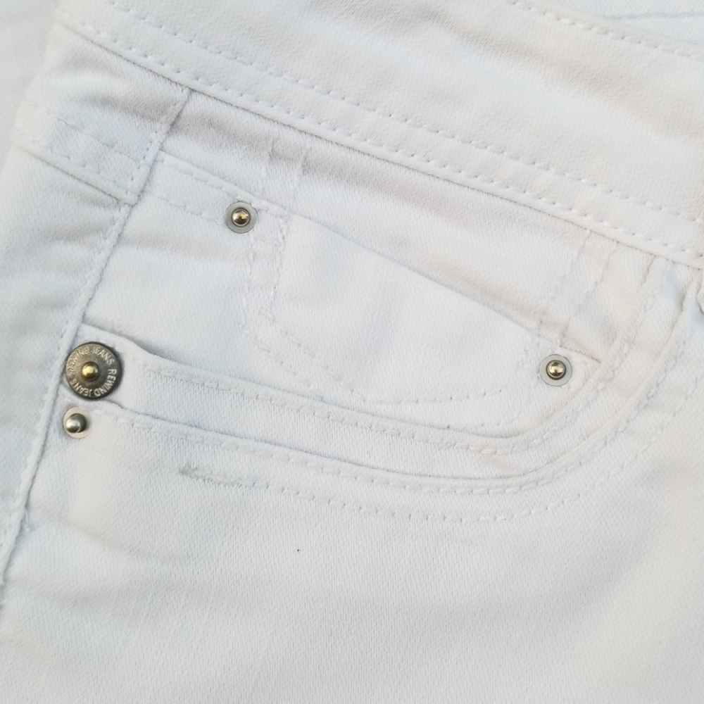 White jeans - Picture 2 of 3